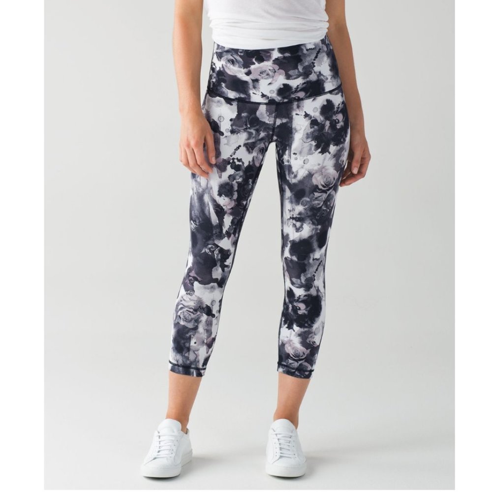 Lululemon | Wunder Under Crop (Hi-Rise)‎ in Obscurred Black Dusty Mauve Sz. 6